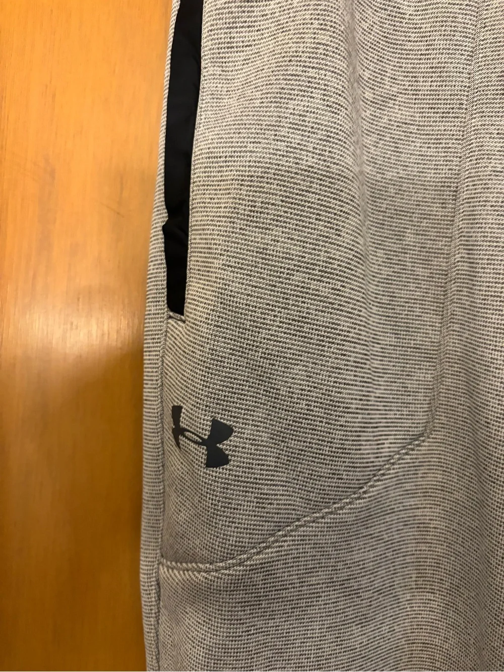 Under Armour Men’s Light Gray Jogger Sweatpants with Black Waistband - Picture 3 of 7